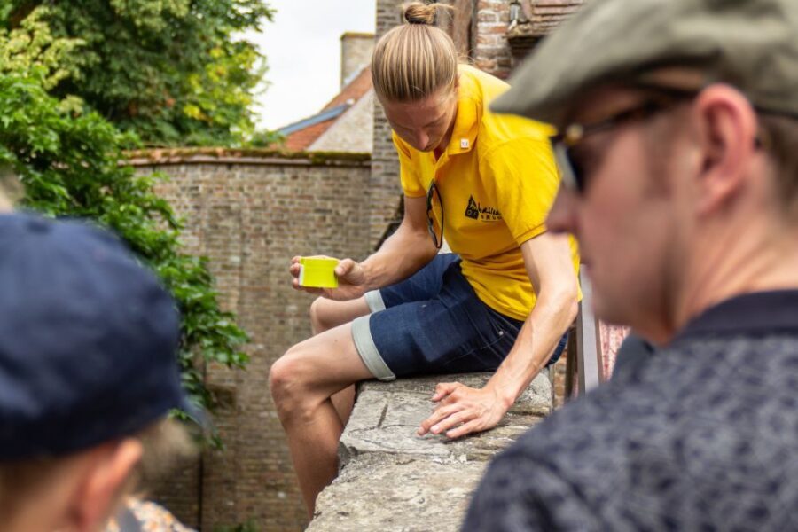 💛 Tell Me About Bruges 🏰 1000 Years of Stories by Locals ⭐ - Rosary Quay Photo Stop: The View That Matches the Story