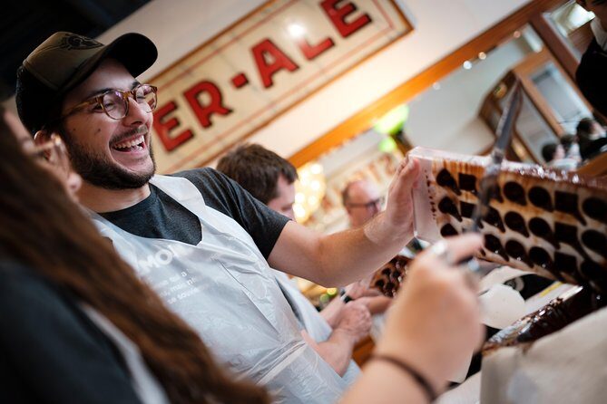 2.5h Belgian Chocolate Pralines Workshop in Brussels - The Hot Chocolate Break: More Than a Sweet Finish