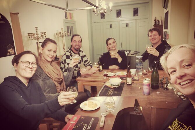 2 Hour Beer Tasting with Local Beer Sommelier in Brussels - What you’ll taste: four Belgian craft beers, no fixed menu