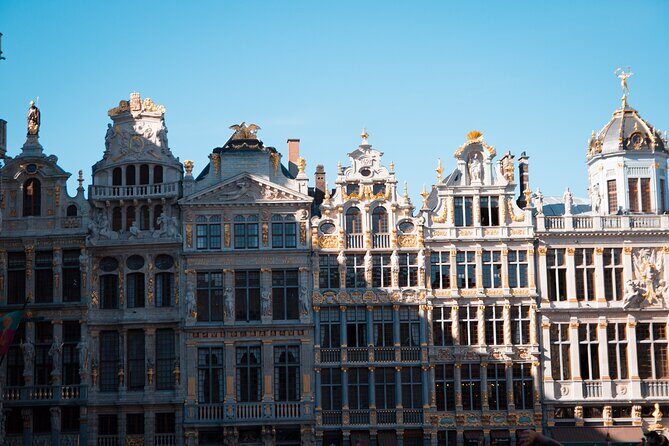 A Self-Guided Tour of Brussels: From Medieval to Modern Times - Palais du Justice Steps: The Panoramic Payoff
