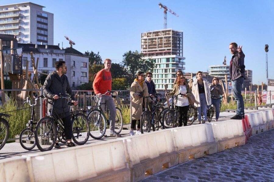 Antwerp: Guided Bike Tour - Grote Markt and the Historic Center: Gothic Takes Over