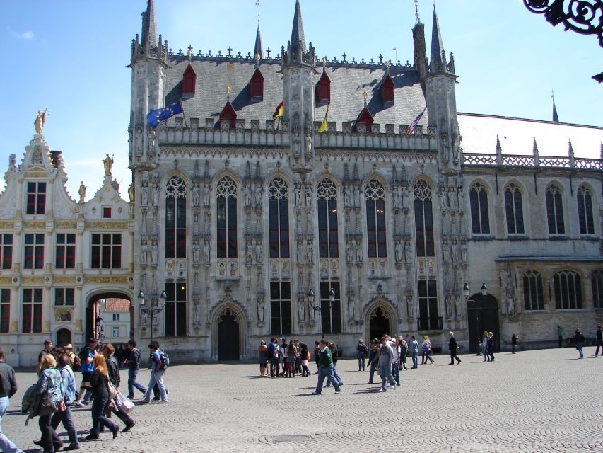Bruges: 3-Hour Beer and Chocolate Tasting Private Tour - Why this tour feels different: tastings with context