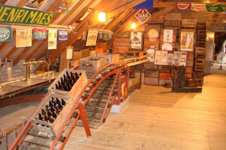 Bruges: 3-Hour Beer and Chocolate Tasting Private Tour - Pickup and timing: how the day runs