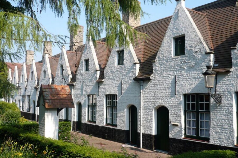 Bruges Beer and Chocolate Walking Tour - Straffe Hendrick Brewery Visit: Where the Beer Story Gets Real