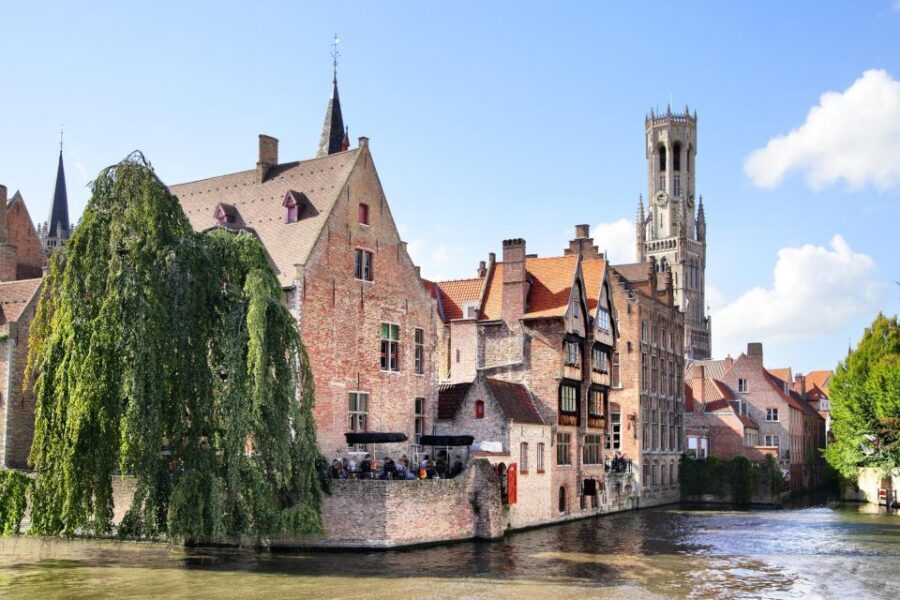 Bruges: Express Walk with a Local in 60 minutes - Who This Bruges Express Walk Is Best For