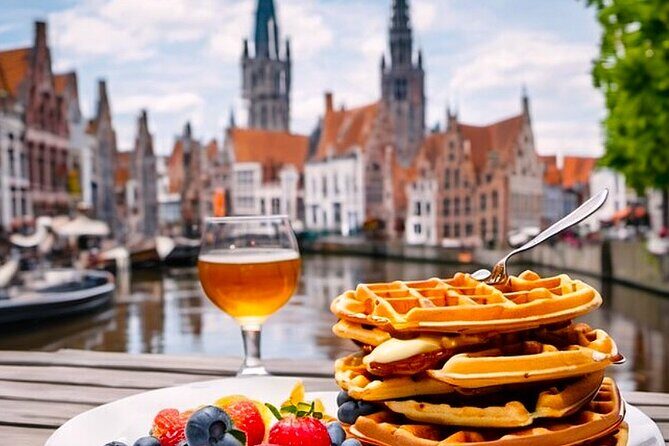 Bruges Tour from Your Cruise Ship with Canal Cruse & Leisure Time - The one-hour canal cruise: your best “do more with less effort” moment