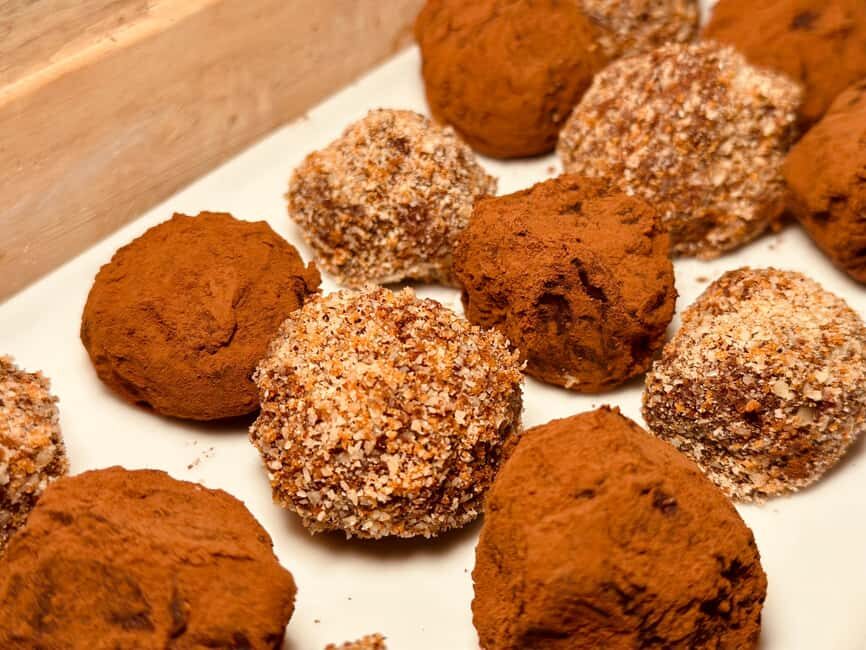 Brussels: Chocolate Truffle & Belgian Hot Chocolate Workshop - Your station setup: supplies ready, instruction upfront