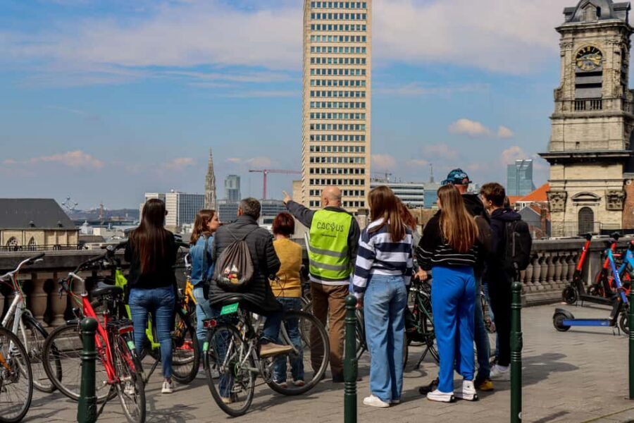 Brussels: City Highlights and Hidden Gems Bike Tour - Brussels by bike in 3.5 hours: the smart way to get oriented