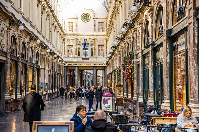 Brussels: City Walk with Audioguide in 7 Languages on your Phone - Grote Markt and the Street-Level Brussels You’ll Notice More