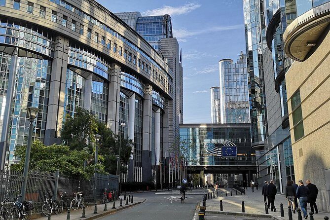Brussels’ European Quarter And The Atomium - European Quarter walks: what you’re actually seeing
