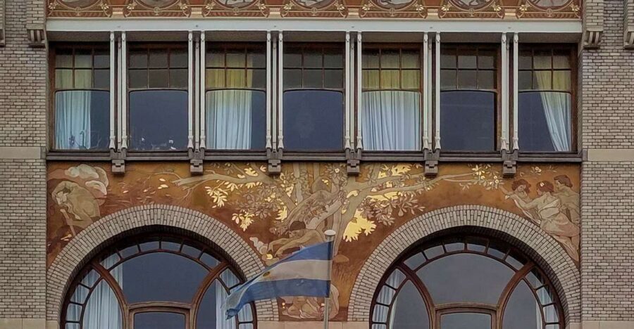 Brussels: Fall and Rise of Art-Nouveau Guided Tour - Saint-Gilles and Ixelles: the streets where the style stays legible