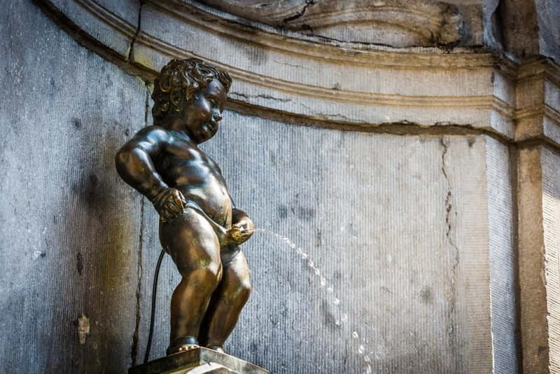 Brussels: Highlights and Hidden Corners Private Guided Walk - Het Zinneke Break: A Breather with a Brussels Personality