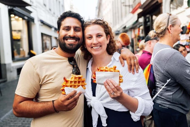 Brussels: Historical Tour with Chocolate & Waffle Tasting - A 2.5-hour Brussels plan that avoids the big-tour blur