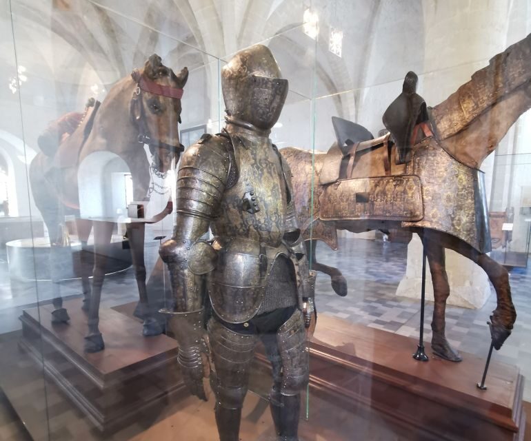 Brussels: Museum Halle Gate Entry Ticket - 14th-century vaulted rooms and guild defenses