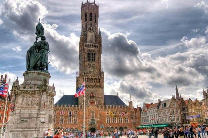 Brussels Politics Tour: Private & Personalized with a Local Guide - Stop 1: Brussels through the lens of EU power