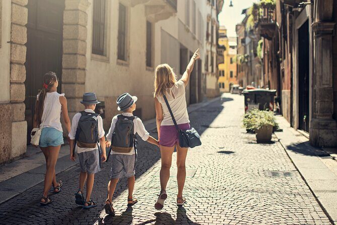 Discover the secrets of Antwerp while playing! Escape game - Who This Antwerp Escape Game Fits Best