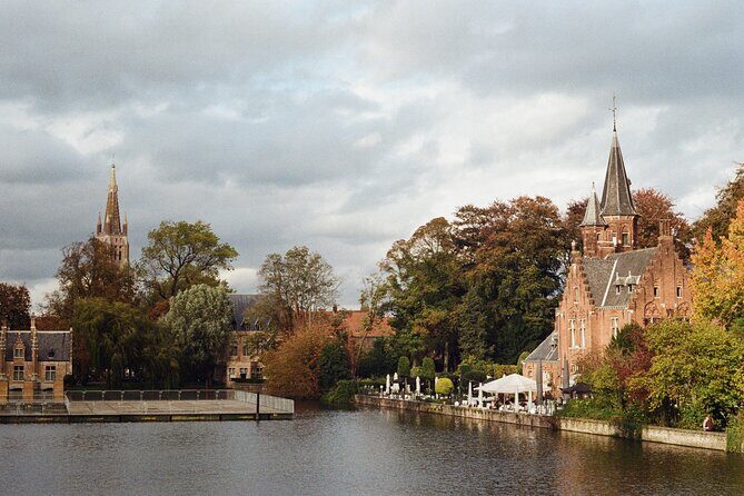 Explore the Instaworthy Spots of Bruges with a Local - Ten Wijngaerde Beguinage: UNESCO calm and photo-friendly angles