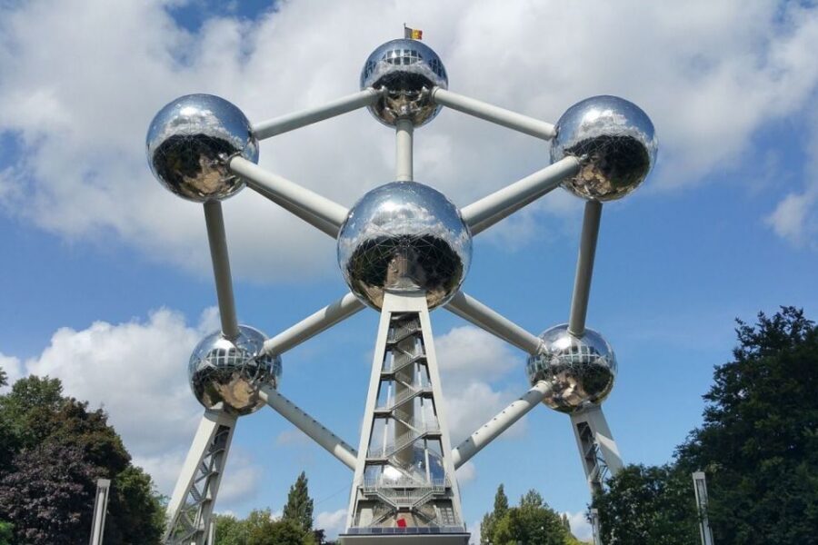 From Amsterdam: Private Sightseeing Trip to Brussels - St. Michael’s Cathedral: the religious landmark you can actually pause for