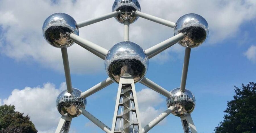 From Amsterdam: Private Sightseeing Trip to Brussels - Atomium and the “futuristic past” effect