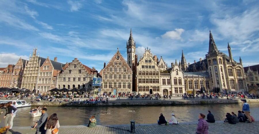 Ghent: Guided City Highlights Walking Tour with Light Meal - The Local Meal: Meatballs, Mash and Sauce (Plus Veg), or Frituur, or Vegan