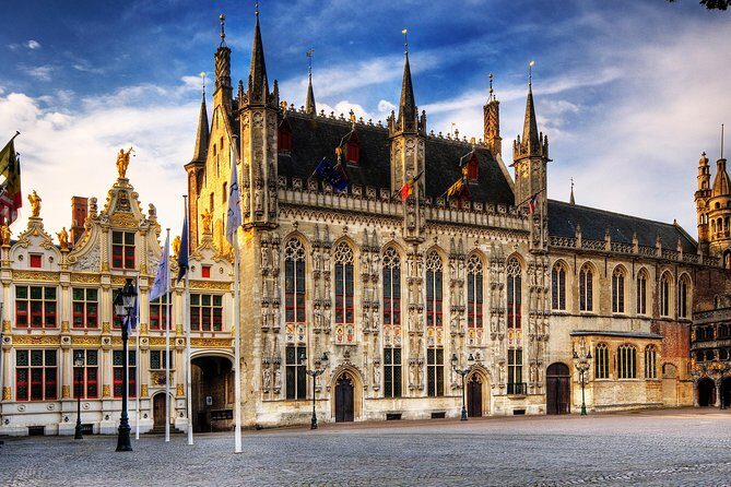 Historical Walking Tour: Legends of Bruges - Gruuthusemuseum: a palace, and a beer monopoly