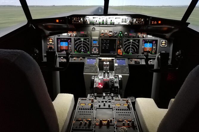 Landed On Time 60 min. Max 1 Person - Your route is customizable: departure and arrival airports