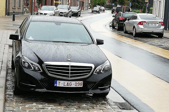 Luxury vehicle from Brussels airport to the city of Brussels - What the drivers feel like in real use: professional, on time, smooth