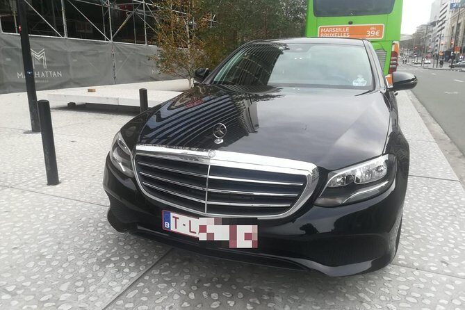 Luxury vehicle from Brussels airport to the city of Brussels - Drop-off to any Brussels address, plus the easy airport return