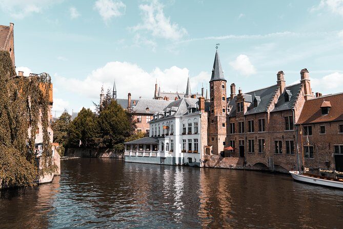 Private Day Trip from Brussels to Bruges - Entrance Fees and Budget Reality