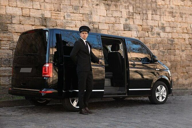 Private One-way Brussels Airport Transfer To Brussels - Meet-and-Greet at Brussels Airport: finding your driver without the hassle
