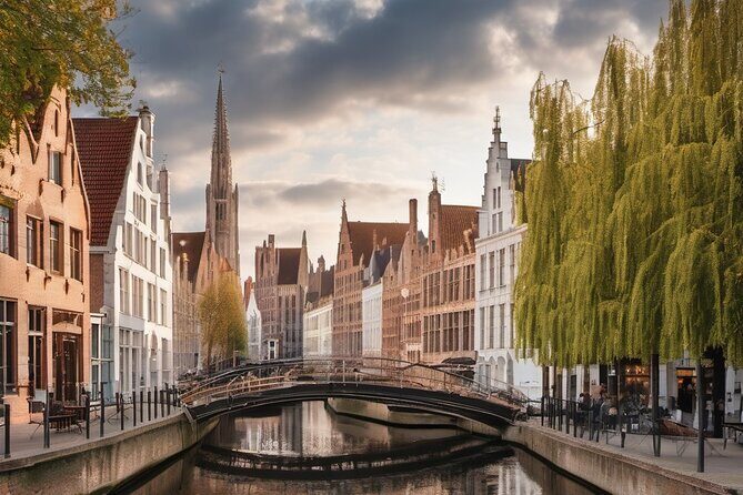 Stress-Free Bruges for Cruise Passengers with opt. Canal Cruise - Basilica of the Holy Blood: exterior story and quiet interior time