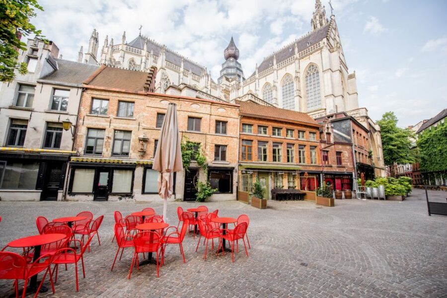 Surprise tour of Antwerp guided by a Local - Getting Local Tips While You Walk (So Your Evening Plans Improve)