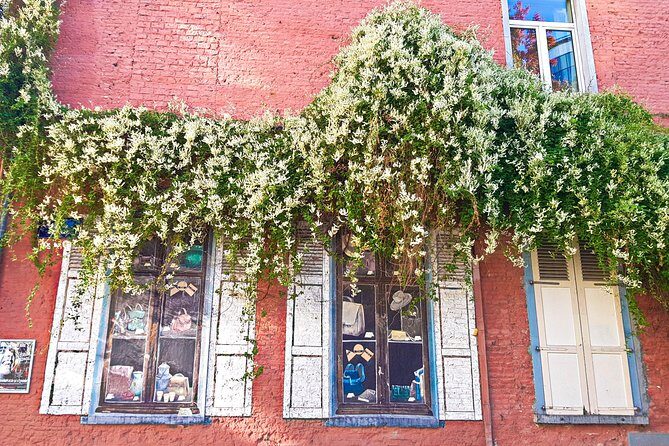 The Best Of Brussels Private Walking Tour - Weather reality: a walk tour depends on the sky